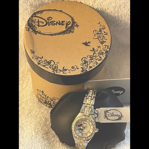 Disney Mickey Mouse Collectible Bracelet Watch With Beautiful Crystals NIB - Picture 4 of 7